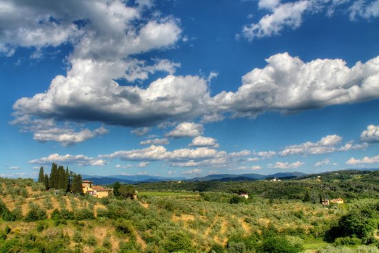 Veduta con nuvole
